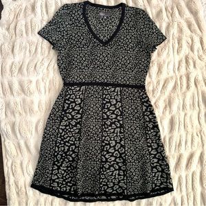 Donna Ricco Metallic Leopard Jacquard Sweater Dress, EUC, XL